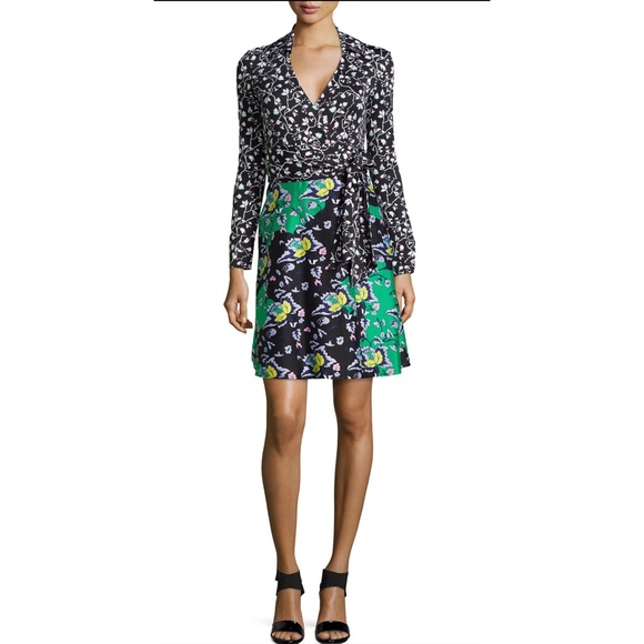 Diane Von Furstenberg Dresses & Skirts - Diane von Furstenberg Amelianna Long-Sleeve Wrap Dress